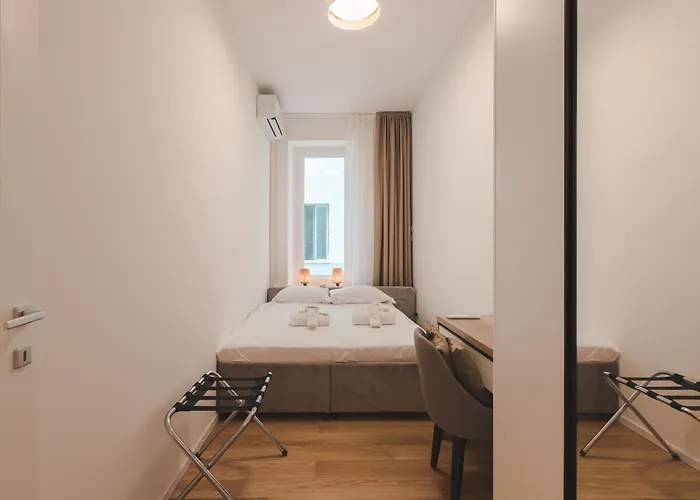Stylish In The Center Of - Station - Wifi-netflix * Trieste