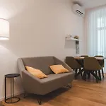 Apartamento Stylish In The Center Of - Station - Wifi-netflix Trieste