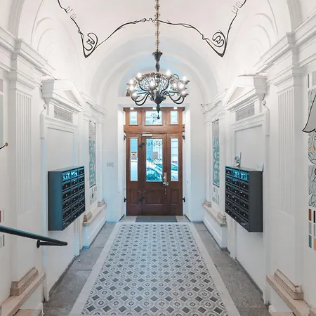 Stylish In The Center Of - Station - Wifi-netflix Apartamento *