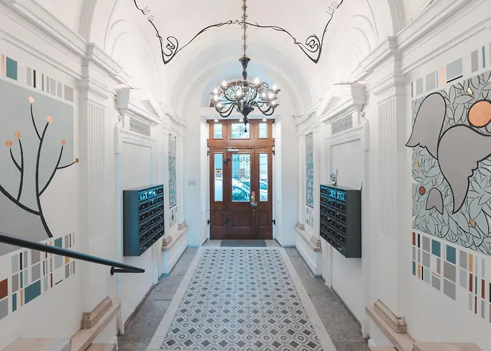 Stylish In The Center Of - Station - Wifi-netflix Apartment *